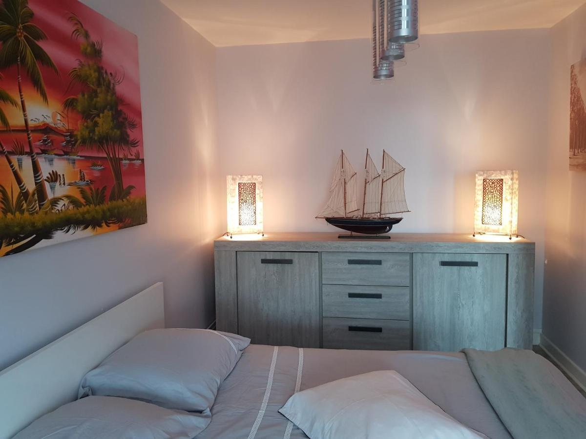 Chambres A Louer Dans Appartement Balcon - Wifi - Parking Gratuit Nevers Værelse billede