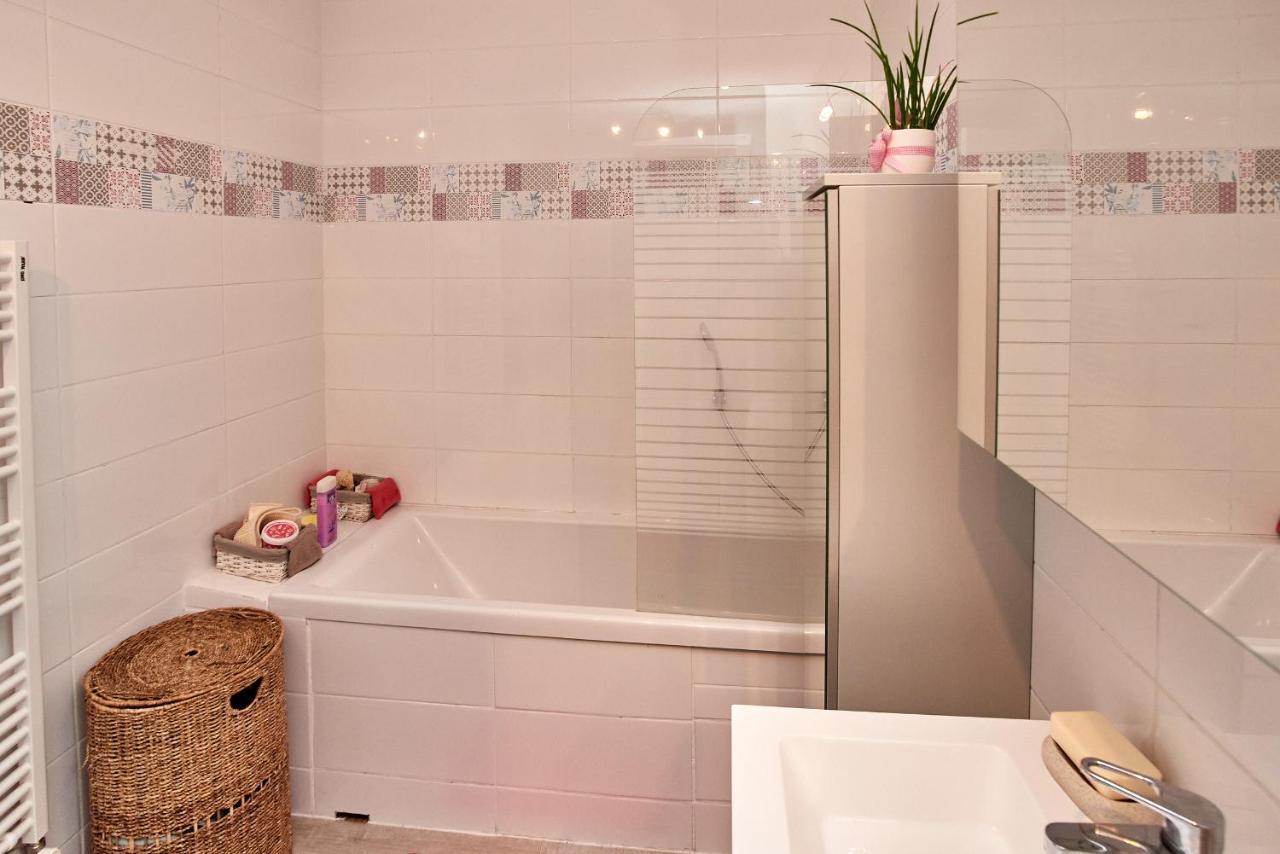 Chambres A Louer Dans Appartement Balcon - Wifi - Parking Gratuit Nevers Eksteriør billede