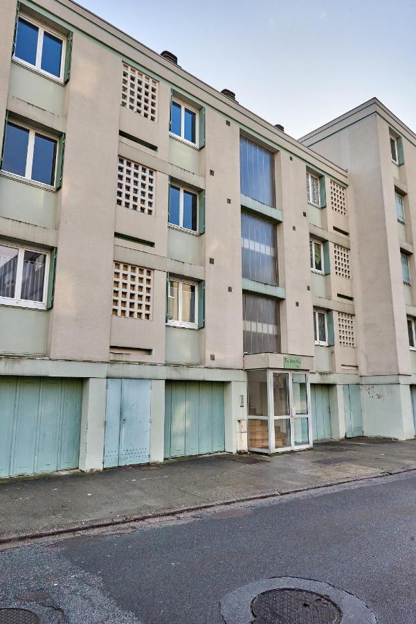Chambres A Louer Dans Appartement Balcon - Wifi - Parking Gratuit Nevers Eksteriør billede