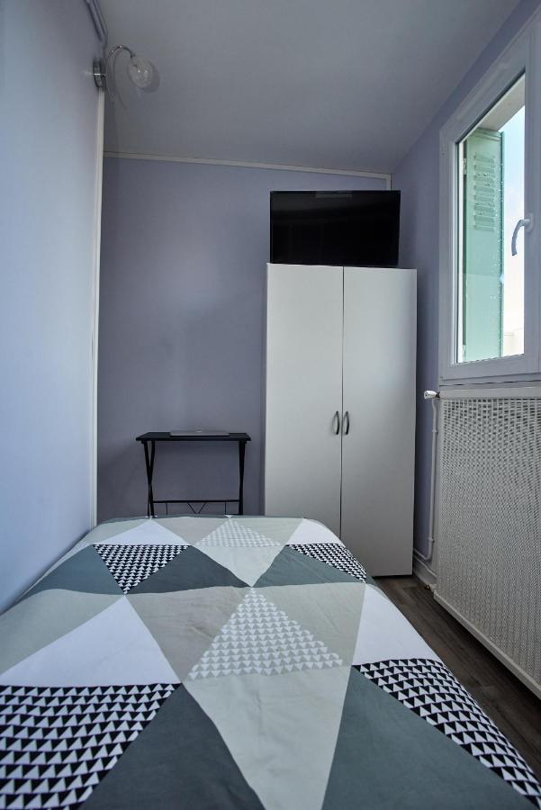 Chambres A Louer Dans Appartement Balcon - Wifi - Parking Gratuit Nevers Eksteriør billede